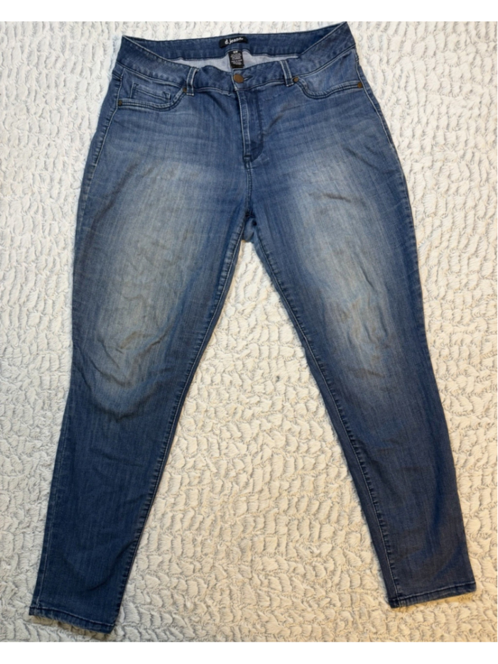 d.jeans Women’s Skinny Jeans Blue Medium Wash Stretch 5-Pocket Button Zip
